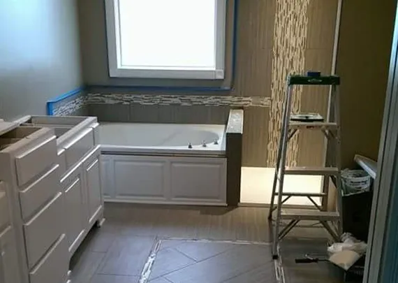 Bathtub replacement services in Independence, MO.