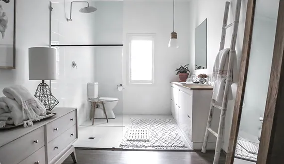 Modern bathroom design by Kansas City remodeling company